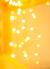 Bokeh de luces amarillas