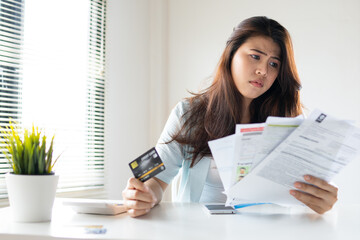  large bills or invoices no money to pay to expenses and credit card debt. shortage, Financial problem, bankruptcy, mortgage, loan, bankrupt, poor, empty wallet