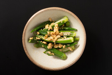 オクラ　ピーナッツあえ