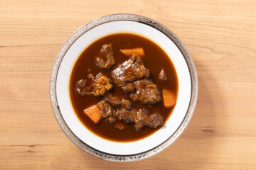 ビーフシチュー（黒毛和牛　すね肉）
