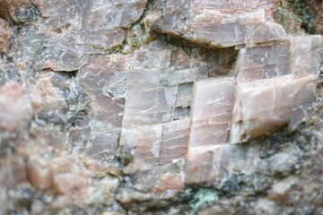 Focus on center of mineral formation.