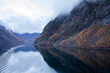 Mystic Silence &ndash; Fog and Reflections in Norway&rsquo;s Geirangerfjord