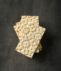 Knäckebrot,weizen,hafer,stapel,topview,schwarz,tisch,weizenmehl,schweden