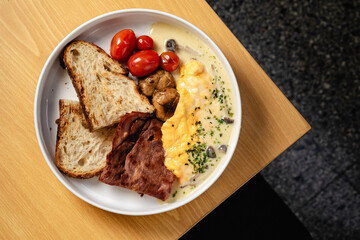 healthy breakfast in the morning