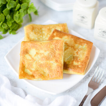 Chicken and Mushroom Crepe Pockets