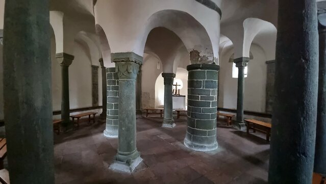 Dr&uuml;ggelter Kapelle, polygonaler Zentralbau am M&ouml;hnesee