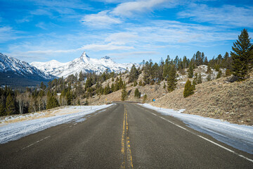 Montana Road in Beartooth Mountains