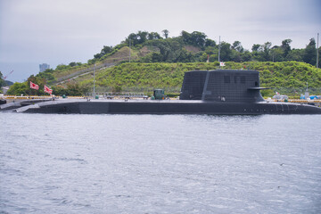 横須賀港に停泊している船