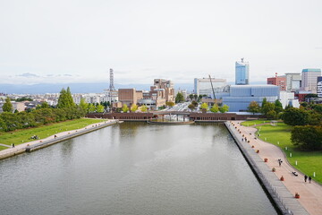 Fototapeta premium kansui Park and Fugan Unga in Toyama, Japan - 日本 富山県 富岩運河 環水公園