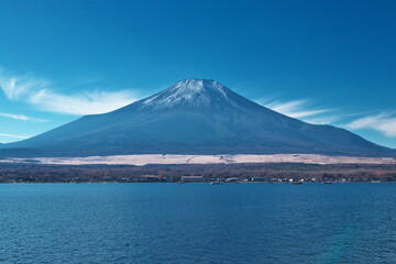 Fototapeta premium 山中湖から秋の富士山