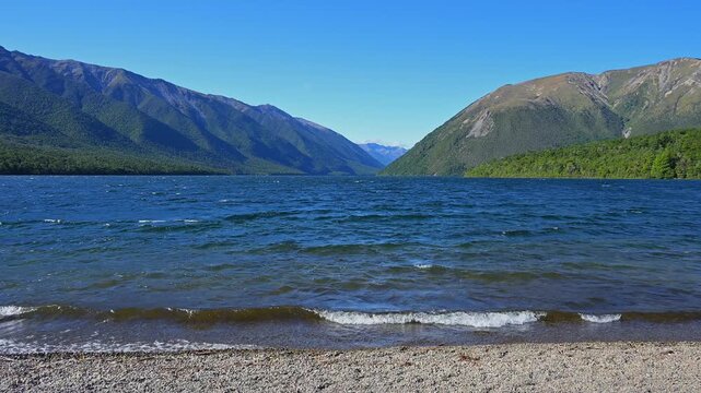 Wellen, kiesig, Ufer, Berge, blau, Himmel, Sommer, Lake Rotoiti, Saint Arnaud, Tasman Region, S&uuml;dinsel, Neuseeland, Ozeanien
