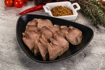 Sliced boiled pork tongue snack