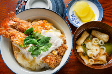鎌倉丼