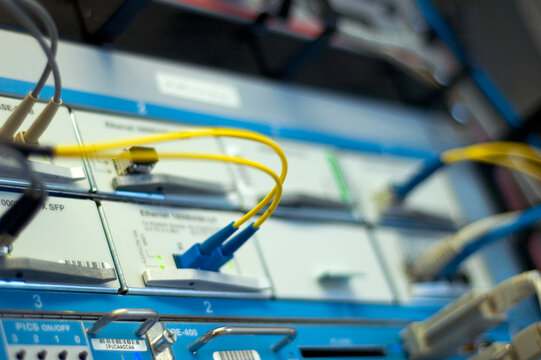 Fiber optics internet and network connectivity server rackmount equipment - Powered by Adobe