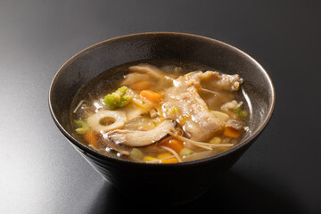 豚バラ肉と野菜のスープ