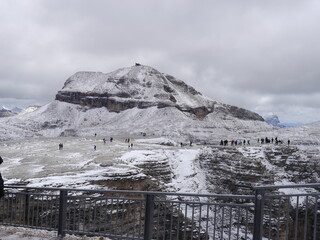 Dolomity, piękne pasmo górskie we włoskich Alpach © barbara