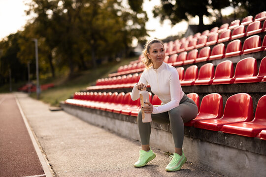 Atlete Femile Resting
