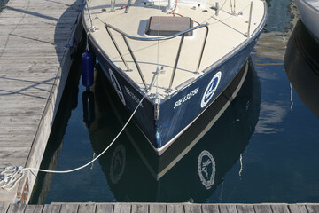Fototapeta premium docked boat, front most part of the hull, in Toronto