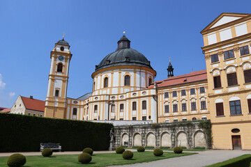 Obraz premium gardens of the Jaroměřice nad Rokytnou Castle in the Czech Republic