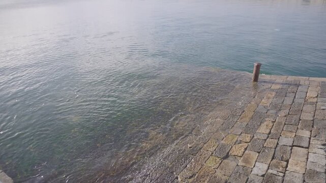 Gij&oacute;n where the sea meets the soul 🌊
A city of waves, wind, and stories whispered through every street.
Every corner holds a moment every sunset, a memory