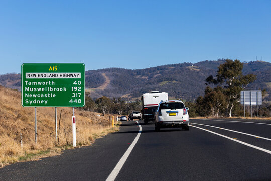 road sign with direction to Australian towns along the New England Highway