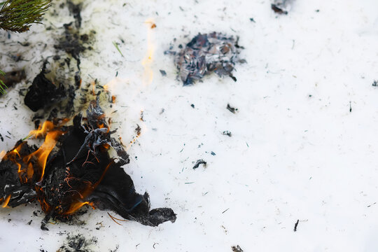 Traditional Russian holiday in early spring. Seeing off winter. Mardi gras. Family with children in the winter in the park. - Powered by Adobe