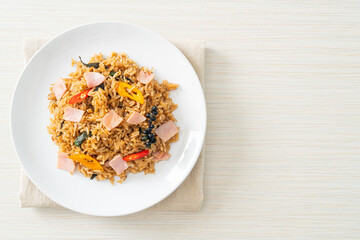 ham fried rice with herbs and spices