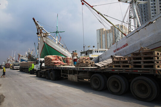 Jakarta, Indonesia - 29 Jul 2016. The cargo port in Jakarta city