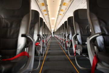 Boş U&ccedil;ak Kabini ve Koltuk Sıraları &ndash; Empty Airplane Cabin and Seat Rows