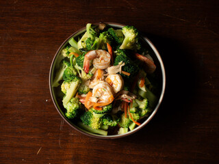 stir fried broccoli with shrimp