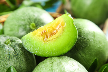 Fresh Green Melon Slice with Yellow Flesh and Whole Melons from Shandong China