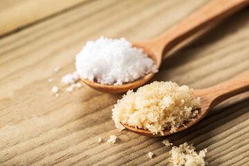 白砂糖と三温糖