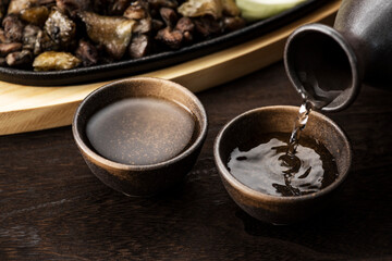 日本酒と地鶏焼き