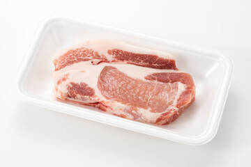 パック入り豚肉
