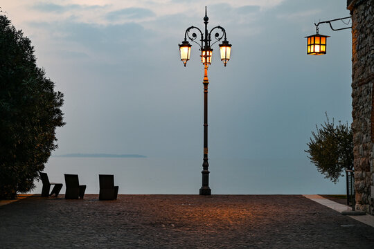 A night view of the lake