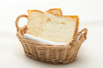 スライスした食パン