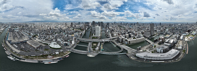 都市のドローン空撮パノラマ合成写真