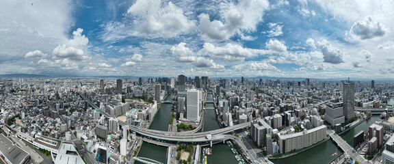 都市のドローン空撮パノラマ合成写真