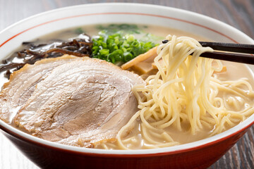 豚骨ラーメン
