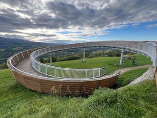 Górski widoczek, wieża ślimak, Małopolska  © Maciej G. Szling