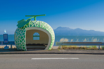 フルーツバス停のメロン・井崎バス停