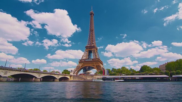 Paris, France: Timelapse of iconic landmark Eiffel Tower at summer