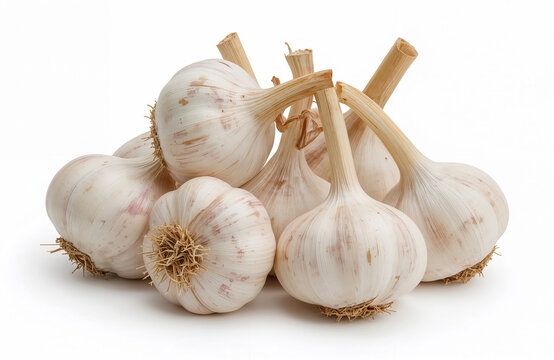 Bulbi di aglio fresco su sfondo bianco. Generative AI