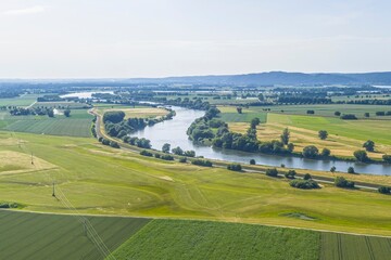 Ausblick auf das bayerische Donautal in der Gäuboden-Region rund um die Pfatterer Au