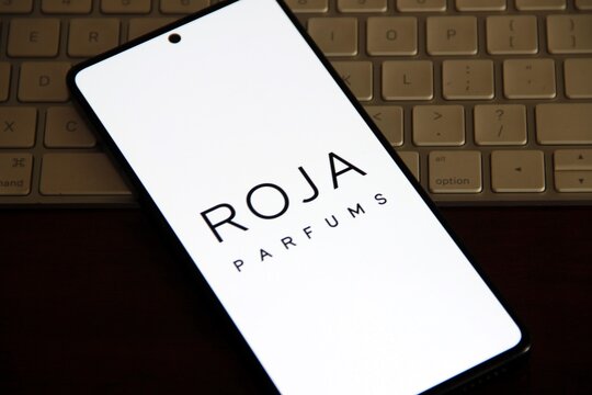 ROJA Parfums - Marca de perfumes de renome mundial, criada pelo perfumista brit&acirc;nico Roja Dove. Reconhecida por suas cria&ccedil;&otilde;es exclusivas e sofisticadas, a ROJA personifica a arte da perfumaria.