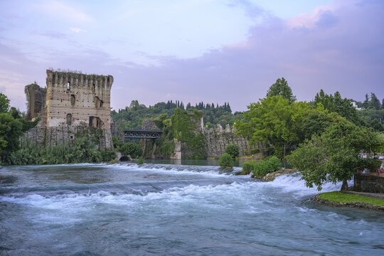Visconti Bridge from 1395, Borghetto, Valeggio sul Mincio, Province of Verona, Italy