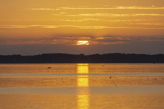 Sunset, near Chieming, Chiemsee, Chiemgau, Bavaria, Germany