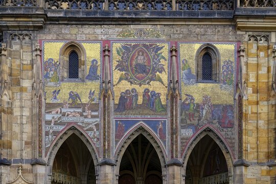 Prague castle, Gothic Metropolitan Cathedral of Saints Vitus, Wenceslas and Adalbert, Last Judgment mosaic on the Golden Gate, Prague, Czech Republic