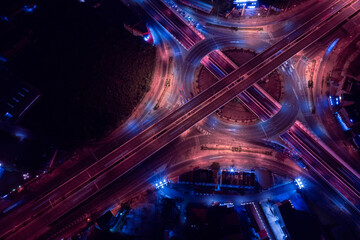 Expressway, Self-driving autonomous electric cars of the future with elements move along a busy traffic intersection. Artificial Intelligence, Car Scan, GPS Tracking, Smart Roads, IoT, highway