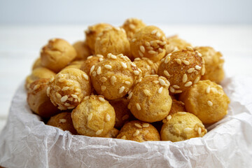 Many delicious mini sesame balls in busket